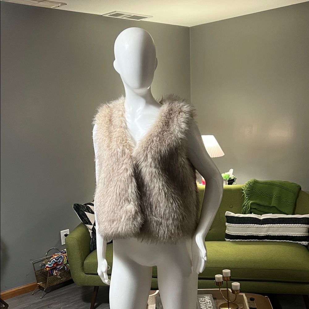 H&M Cream Faux Fur Vest